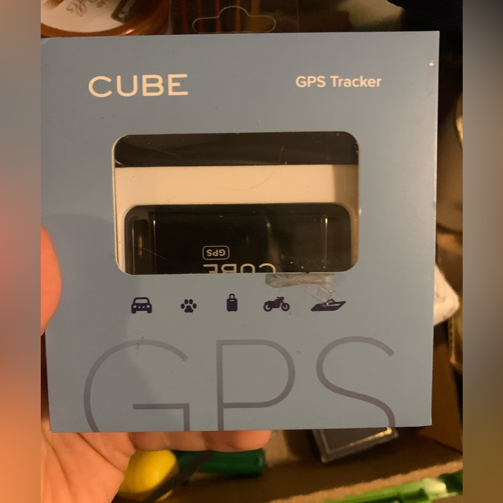 Cube GPS tracker